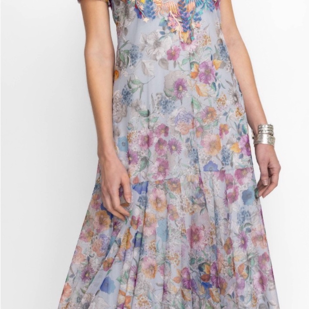 Johnny Was Vibrant Floral Maxi Dress. Gorgeous and perfect for spring/summer day